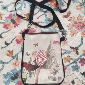 Chic Crossbody Bag with Artistic Marilyn Monroe Print
